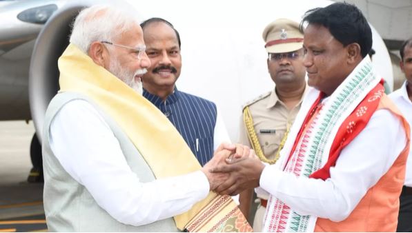 मोहन माझी ने ली शपथ, ओडिशा में ये विधायक बनेंगे मंत्री