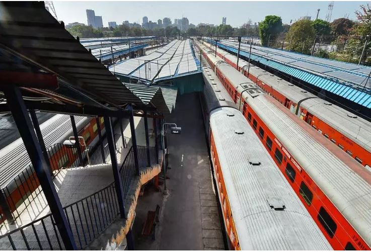 हिमाचल: पर्यटन उद्योग को लगा झटका, तारादेवी से आगे ट्रेन सेवा पर रोक