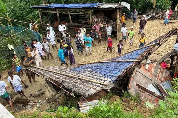 असम: बाढ़ से बिगड़े हालात, करीमगंज में भूस्खलन से तीन नाबालिगों समेत पांच की मौत