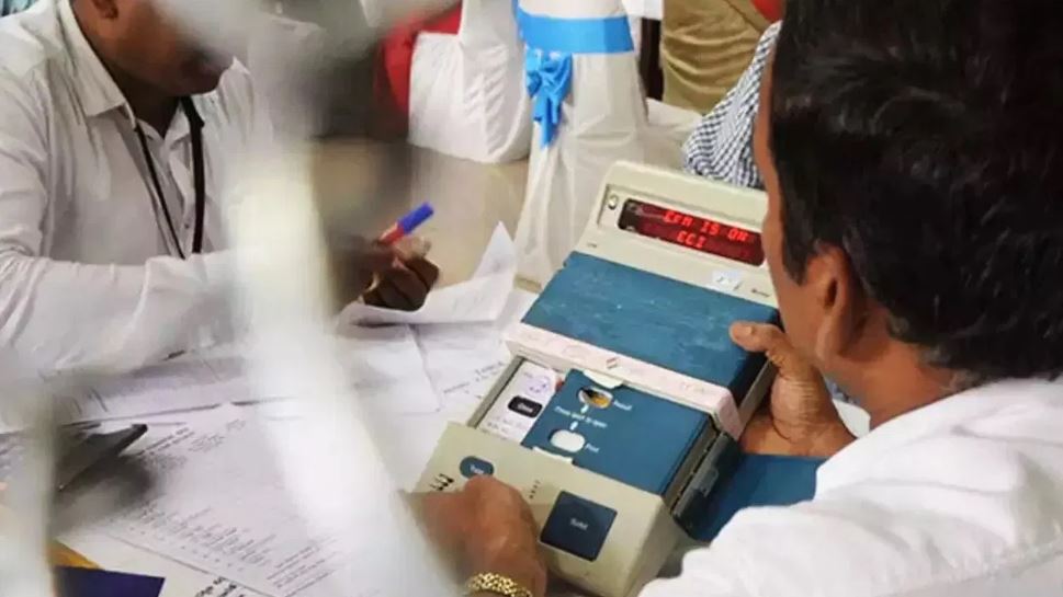 हरियाणा की दो सीटों की चेक होंगी ईवीएम, दोनों पर जीती है बीजेपी
