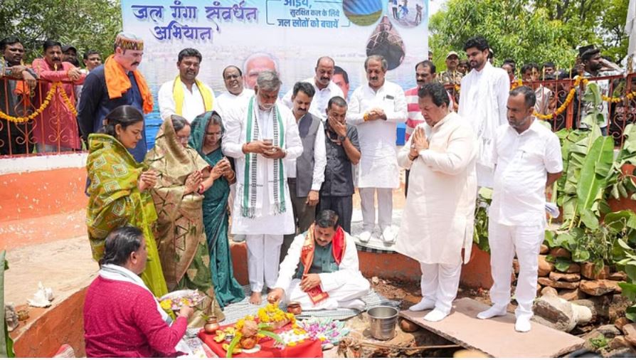 जल गंगा संवर्धन अभियान: सीएम मोहन यादव ने पौधरोपण कर की शुरुआत