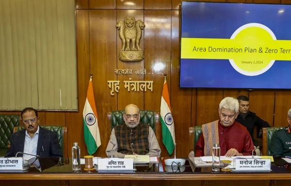 अमित शाह ने बुलाई हाई लेवल बैठक, जम्मू-कश्मीर की सुरक्षा पर किया मंथन