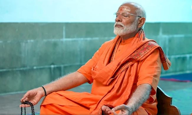 विवेकानंद रॉक मेमोरियल में पीएम मोदी की ध्यान साधना खत्म