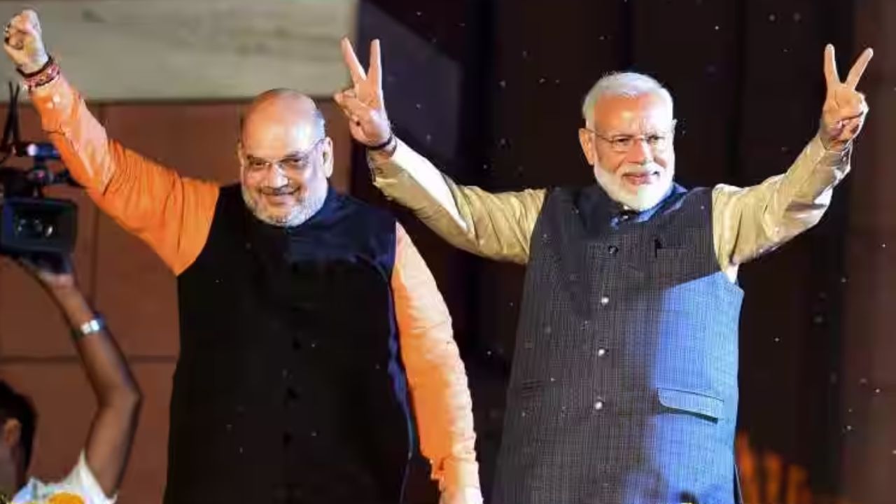 इस एग्जिट पोल में एनडीए हुआ 400 पार, जानें इंडिया गठबंधन को कितनी सीटें