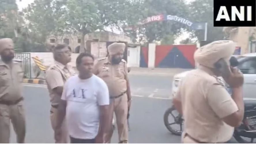 फिरोजपुर जेल के बाहर दोस्त का इंतजार कर रहे युवक पर फायरिंग