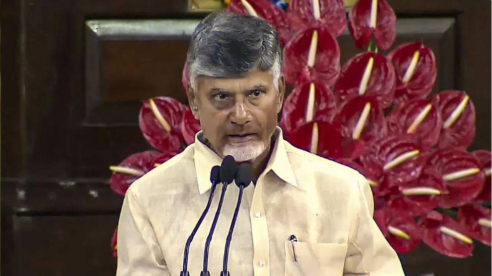 चंद्रबाबू नायडू ने ली मुख्यमंत्री पद की शपथ, चौथी बार बने आंध्र के सीएम