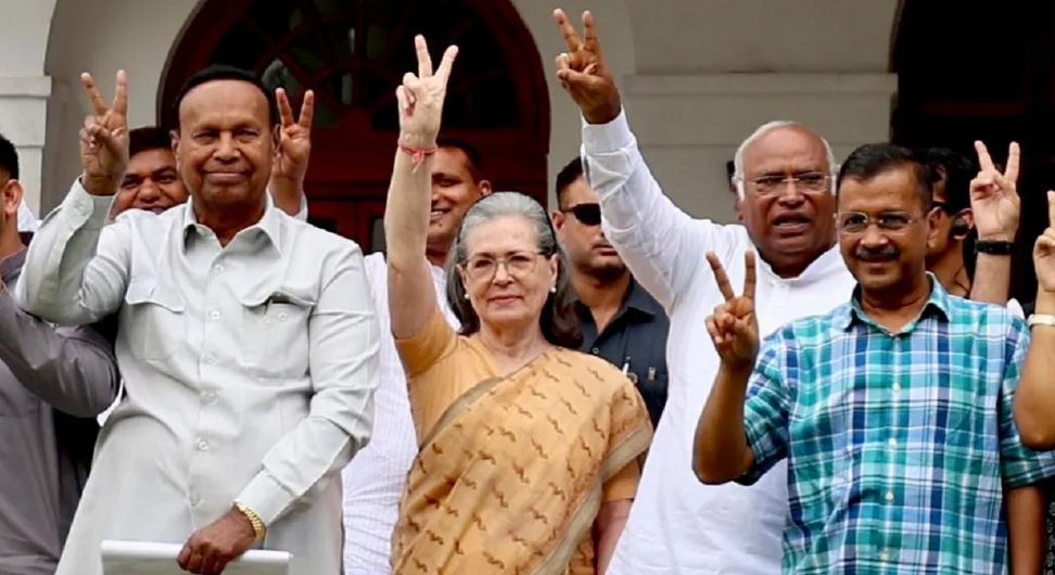 इंडिया गठबंधन की बैठक के बाद बोले खड़गे, कम से कम 295 सीटें जीतेंगे हम