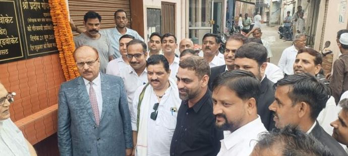 मुज़फ्फरनगर: जिला जज विनय द्विवेदी ने शीतल पेयजल प्याऊ का किया शुभारंभ
