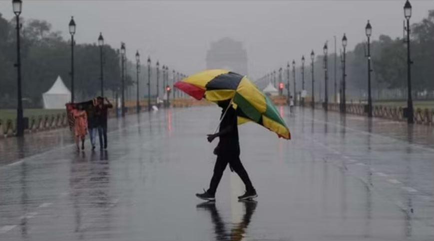 उत्तर पश्चिम और पूर्वोत्तर भारत में अगले पांच दिनों तक भारी बारिश की संभावना