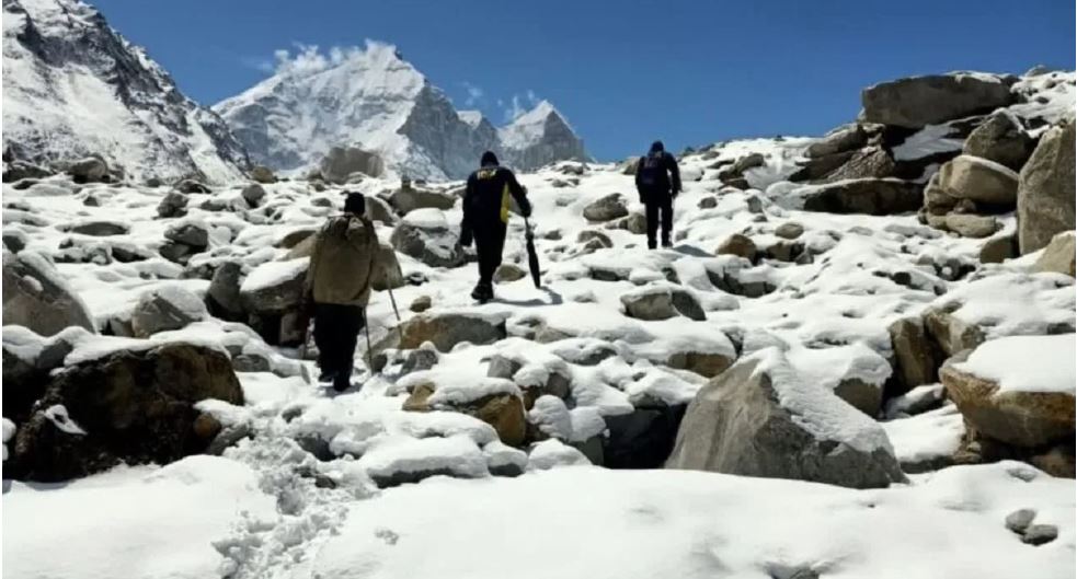 उत्तरकाशी में फंसे 9 ट्रैकर्स की मौत, 36 घंटे… और जांबाजों ने बचा लीं 13 जिंदगियां