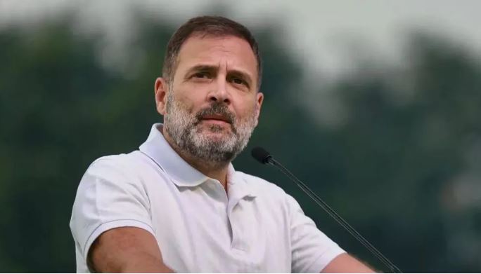 आधी रात 6 विधायकों ने बदल लिया पाला, इस राज्य में कांग्रेस कर रही सेंधमारी