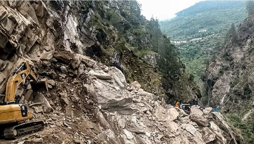 इंडोनेशिया: सुलावेसी द्वीप में बारिश से आई आपदा, 12 की मौत