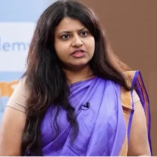 पूजा खेडकर: यूपीएससी ने परीक्षा में धोखाधड़ी के आरोप में दर्ज कराई एफआईआर