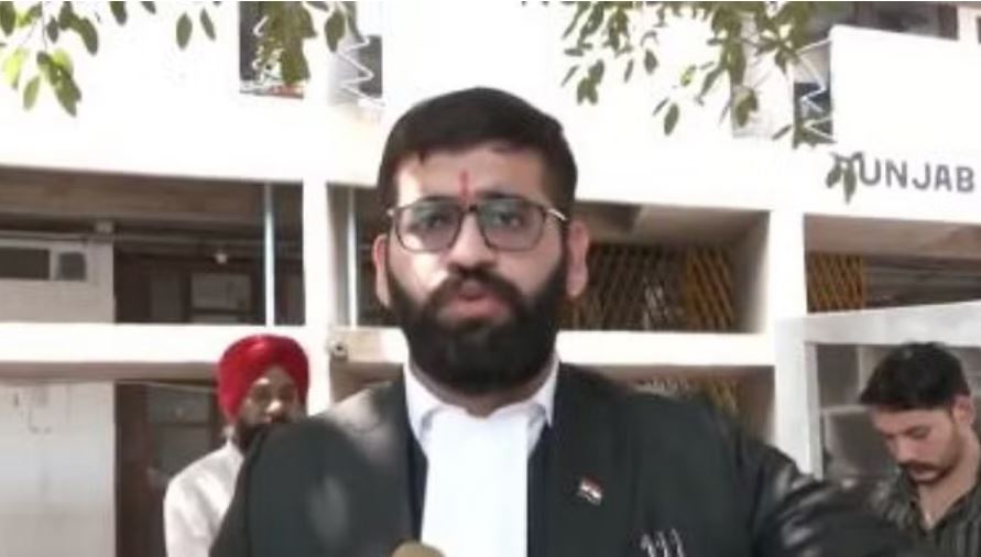 कौन हैं वकील वासु रंजन जिनकी याचिका पर शंभू बॉर्डर खोलने के हुए आदेश