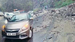 कोटद्वार पौड़ी हाईवे पर मलबा आने से दबे युवक का शव बरामद, यातायात सुचारू