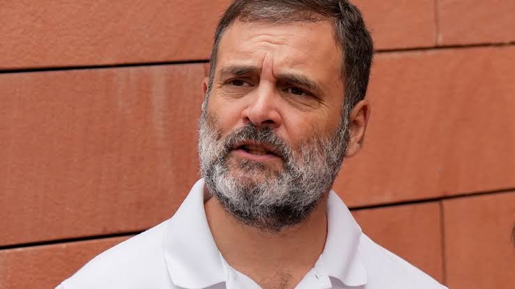 मानहानि मामले में शुक्रवार को सुल्तानपुर कोर्ट में पेश होंगे राहुल गांधी