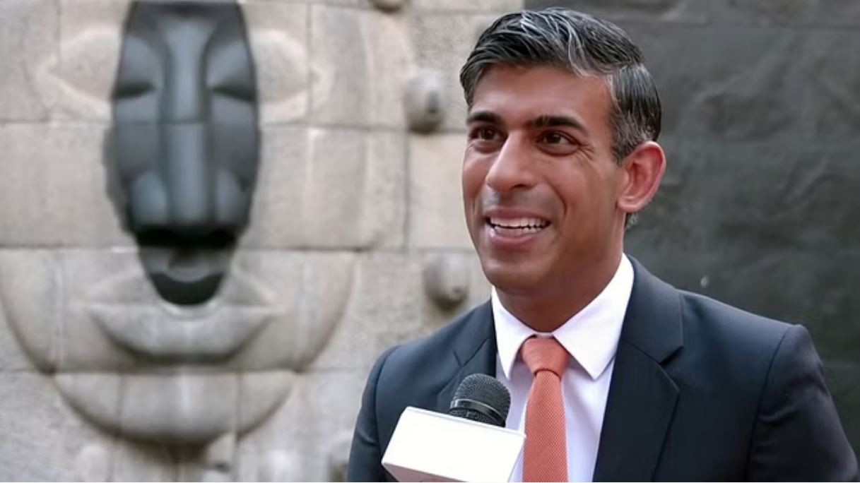 'लेबर पार्टी को प्रचंड बहुमत मिलने पर बढ़ेंगे कर'; चुनाव प्रचार के अंतिम दिन बोले पीएम सुनक
