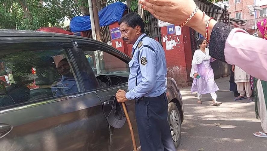 दिल्ली: जीटीबी में मरीज की हत्या के बाद भी अस्पतालों की सुरक्षा व्यवस्था लचर