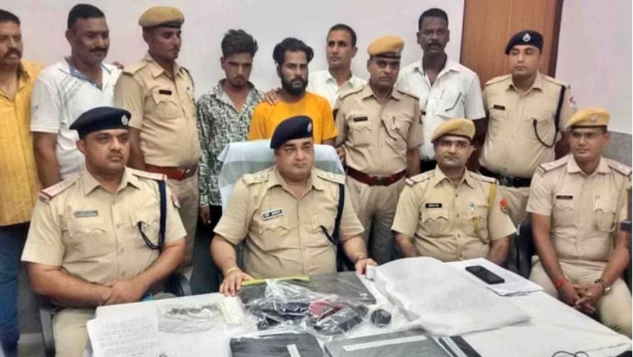 अजमेर: ट्रेन के एसी कोच में सोते यात्रियों का सामान चोरी करने वाले दो गिरफ्तार