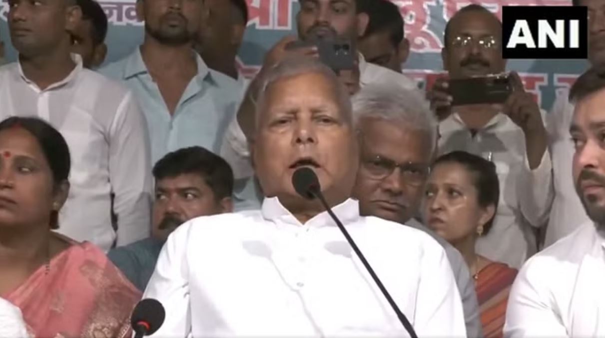 बिहार: लालू का दावा- अगस्त तक ही चलेगी मोदी सरकार