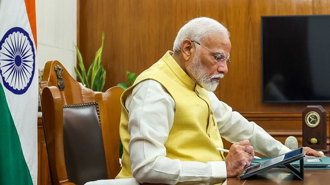 पीएम मोदी आज आर्थिक सुधारों पर करेंगे चर्चा; बजट से पहले दिग्गजों की राय