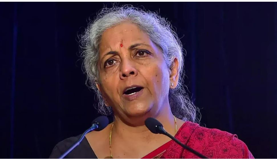 वित्त मंत्री का राहुल से सवाल- राजीव गांधी फाउंडेशन में कितने एससी, एसटी और ओबीसी