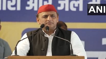 इंडिया गठबंधन की रैली: भाजपा ने स्वार्थ के लिए केजरीवाल को जेल में डाला- अखिलेश