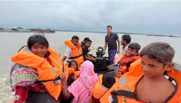 असम में बाढ़ की स्थिति गंभीर, 28 जिलों में करीब 23 लाख लोग प्रभावित