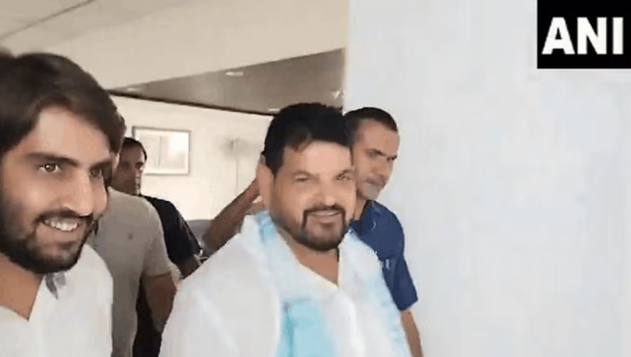 यौन उत्पीड़न मामला: कोर्ट ने जारी किया समन, बृजभूषण सिंह बोले- मामला ऐसे ही चलता रहेगा