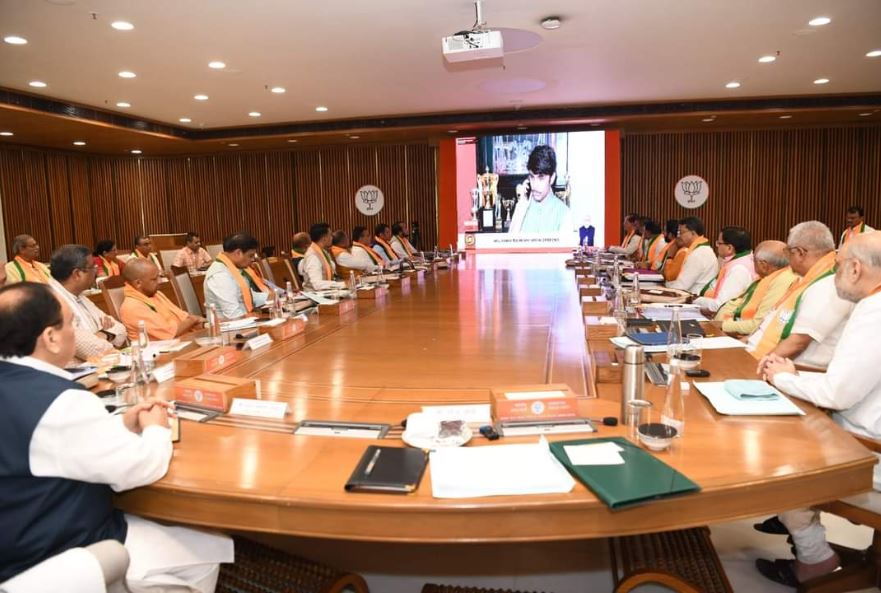 मन की बात: सीएम धामी की प्रदेशवासियों से अपील, तिरंगे के साथ जरूर अपलोड करें सेल्फी