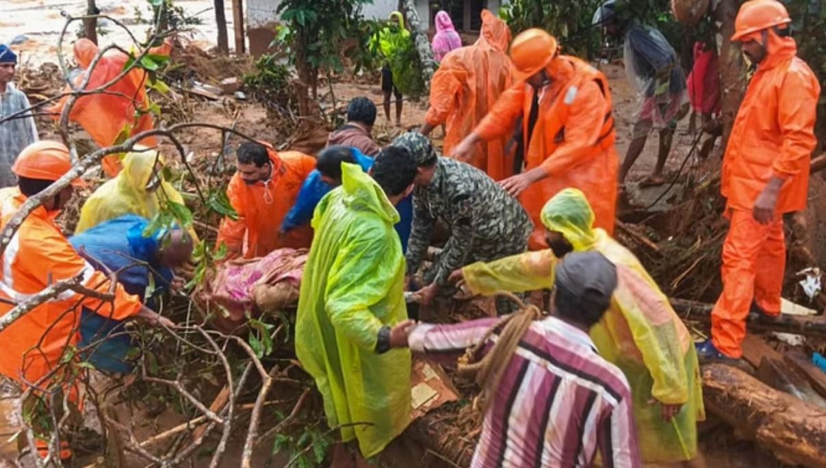 वायनाड: विनाशकारी आपदा से नहीं उभर पा रहे पुलिस अधिकारी