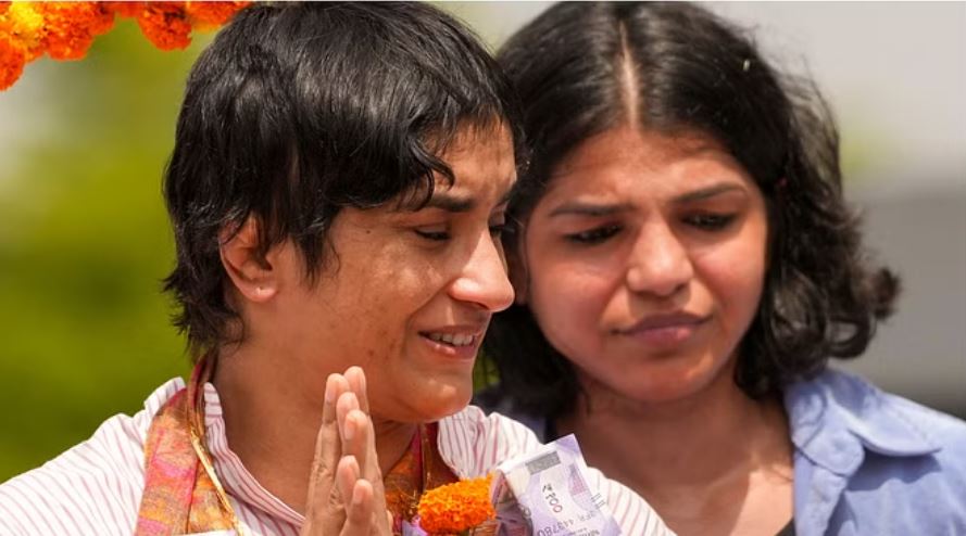 बृजभूषण के खिलाफ गवाही से पहले महिला पहलवानों की सुरक्षा हटाई