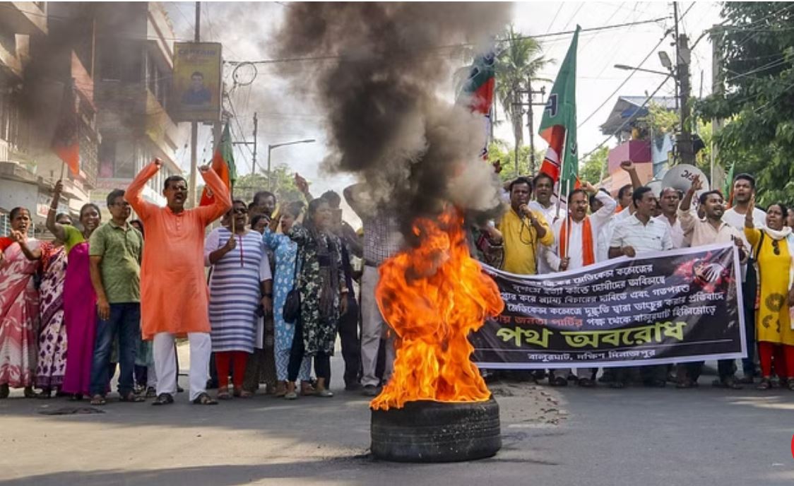 कोलकाता: बीजेपी ने स्वास्थ्य भवन तक निकाला विरोध मार्च, ममता बनर्जी से मांगा इस्तीफा