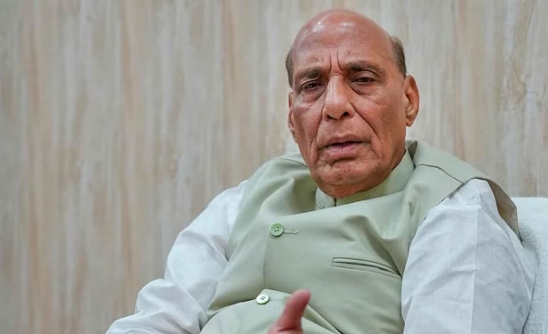 आजादी के बाद महिलाओं को देश के विकास में योगदान देने से वंचित रखा गया: राजनाथ