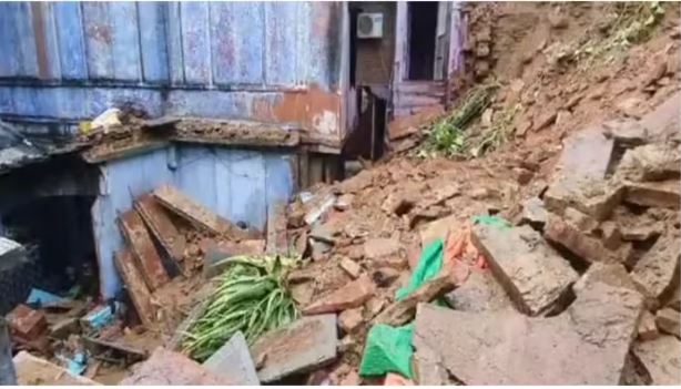 राजस्थान के करौली में भारी बारिश से ढहा मकान, पिता-बेटे की मौके पर मौत; 3 की हालत नाजुक