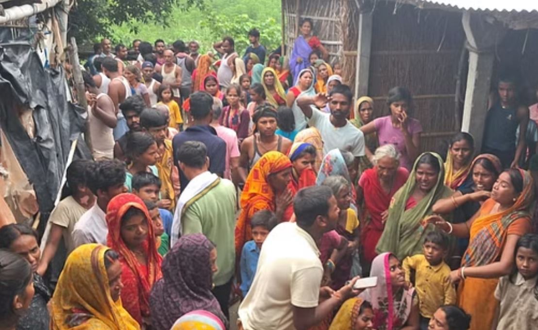 बेगूसराय: एक ही परिवार के चार का गला काटा, तीन की मौत