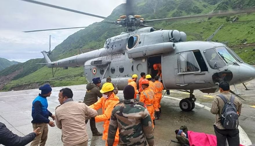 केदारनाथ: एमआई-17 से 50 यात्रियों को निकाला गया सुरक्षित