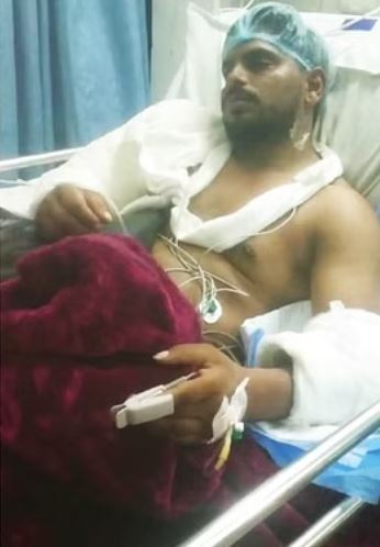 गांव में दहशत: भाई को नहीं बोला प्रधान जी, मारी पांच गोली
