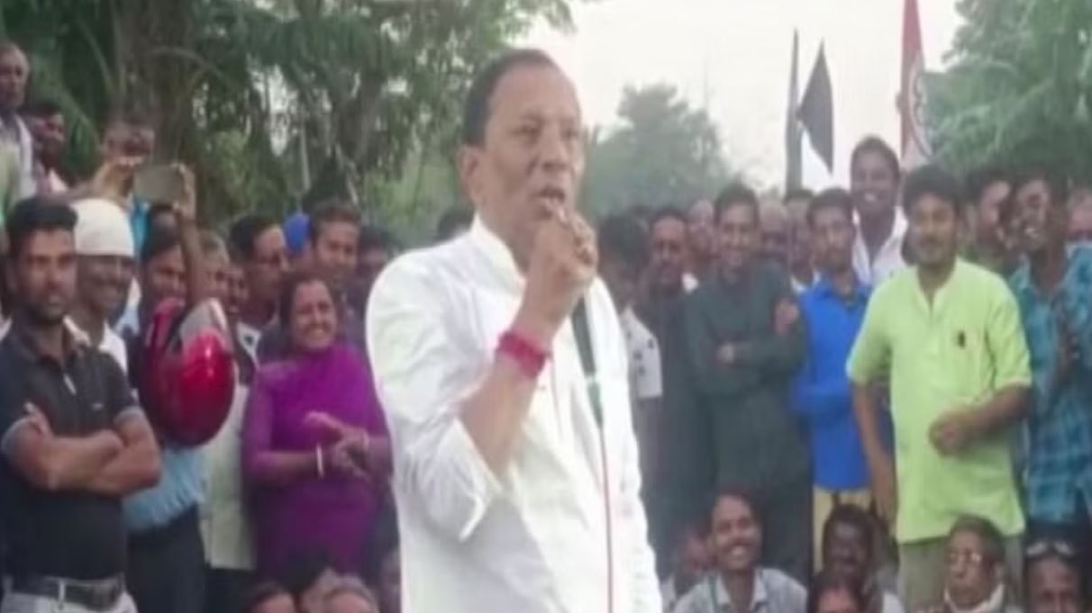 महिला वन अधिकारी को धमकाने वाले टीएमसी नेता गिरी ने मंत्री पद से दिया इस्तीफा