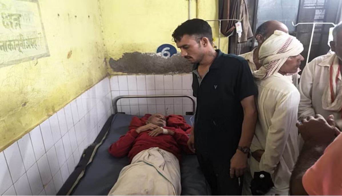 करौली: गंभीर नदी के तेज बहाव में बहा बुजुर्ग, पेड़ का तना पकड़ने से बची जान