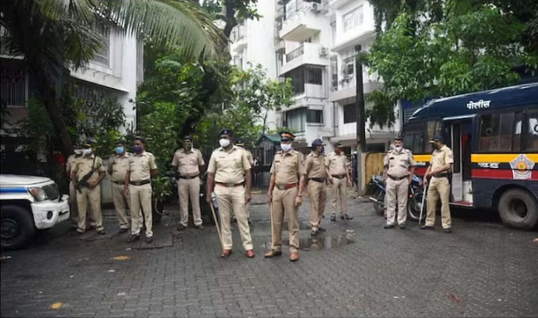 अब मुंबई के सायन अस्पताल में महिला डॉक्टर से मारपीट