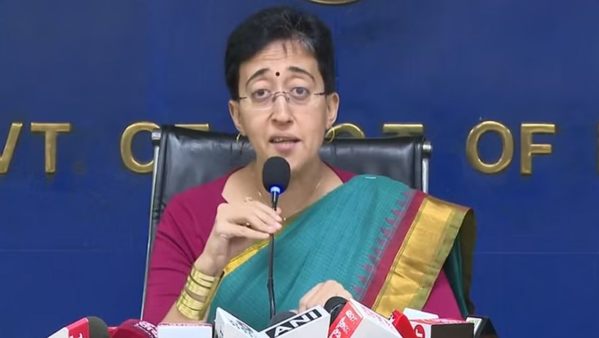दिल्ली के बुजुर्गों के लिए खुशखबरी, रुकी हुई पेंशन शुरू: आतिशी