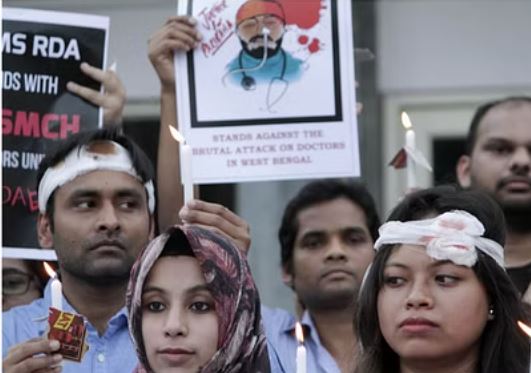 गुस्से में 'भगवान': कल दिल्ली के सरकारी अस्पतालों में डॉक्टर नहीं देंगे सेवाएं