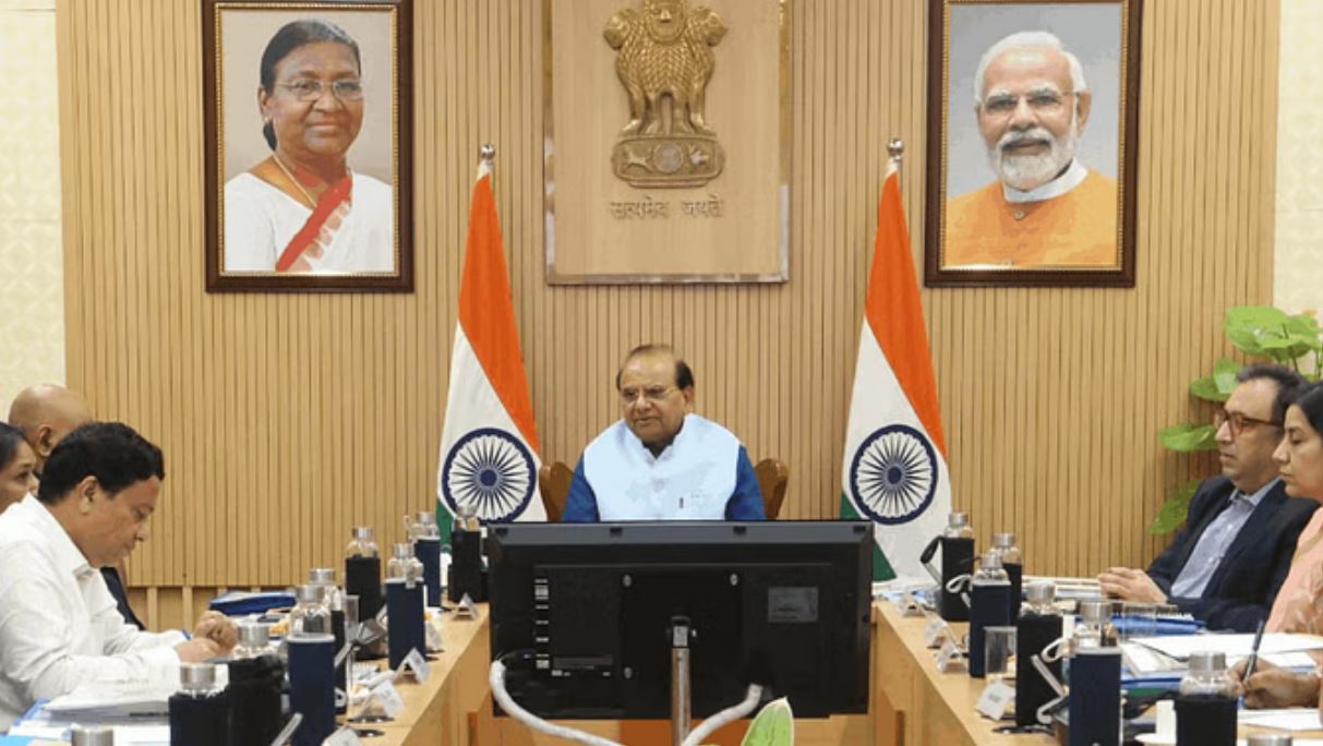 बेसमेंट में लाइब्रेरी और शिक्षण सुविधा देने वाले कोचिंग सेंटर होंगे सील, एलजी ने की बैठक