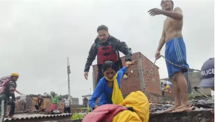 रुद्रपुर में बाढ़ जैसे हालात, डैम में पानी आने से स्थिति भयावह