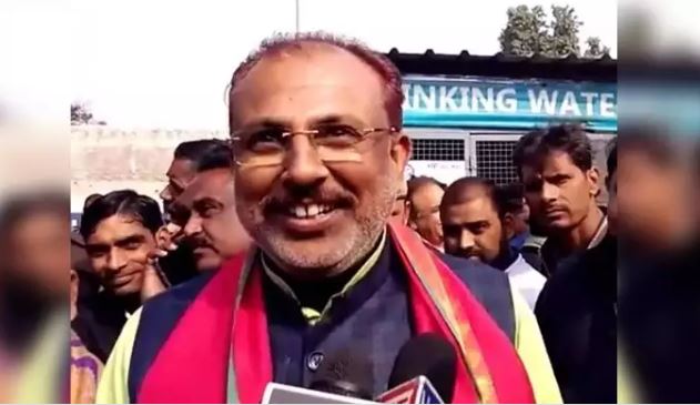 भाजपा नेता का ममता बनर्जी और राहुल गांधी को लेकर विवादित बयान