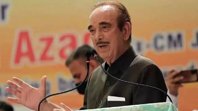 चुनाव से पहले गुलाम नबी आजाद को बड़ा झटका, 4 प्रत्याशियों ने छोड़ा मैदान