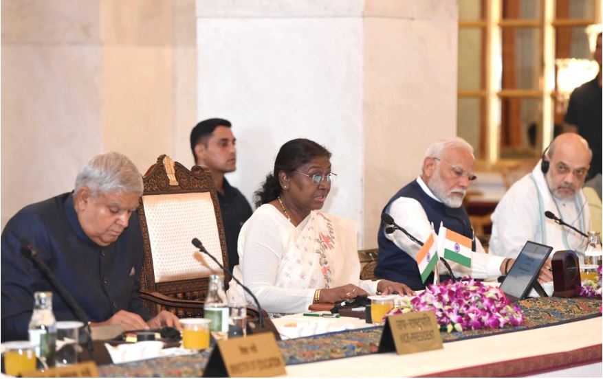 राष्ट्रपति ने राज्यपालों के सम्मेलन का उद्घाटन किया