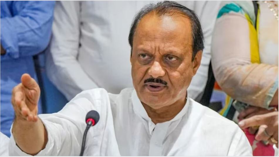 लोकसभा चुनाव में बहन के खिलाफ पत्नी को लड़ाना मेरी बड़ी गलती थी: अजित पवार