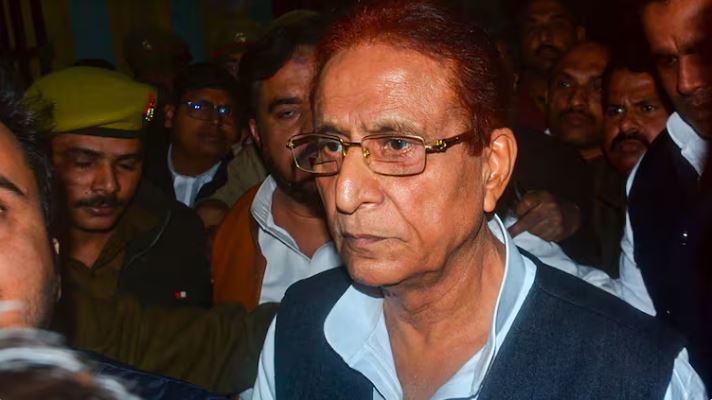 आचार संहिता उल्लंघन मामले में आजम खान बरी